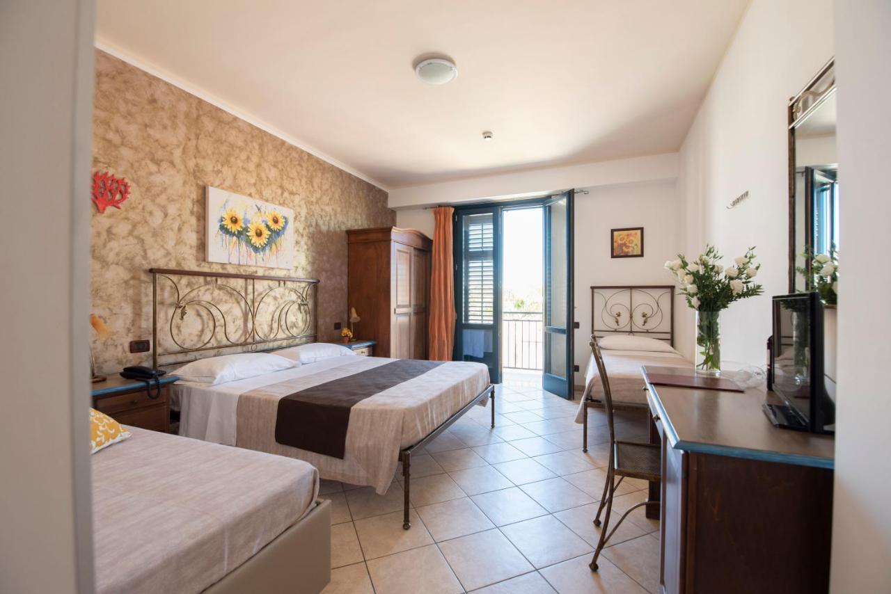 Hotel Altamarea San Vito Lo Capo Exterior foto